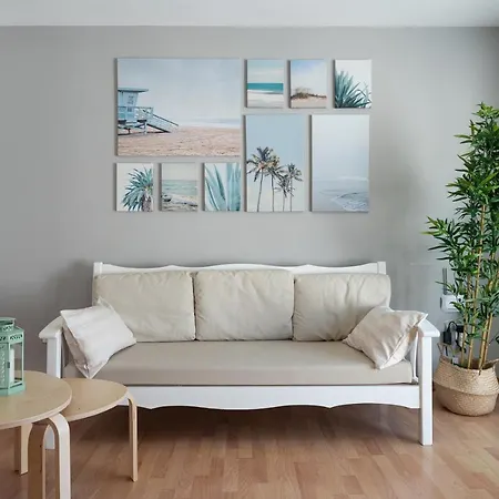 Homeforguest With Pool And Terrace 1 Min From The Lejlighed *