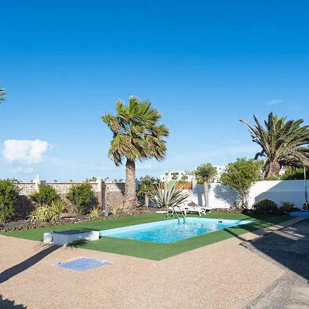 Homeforguest With Pool And Terrace 1 Min From The Lejlighed